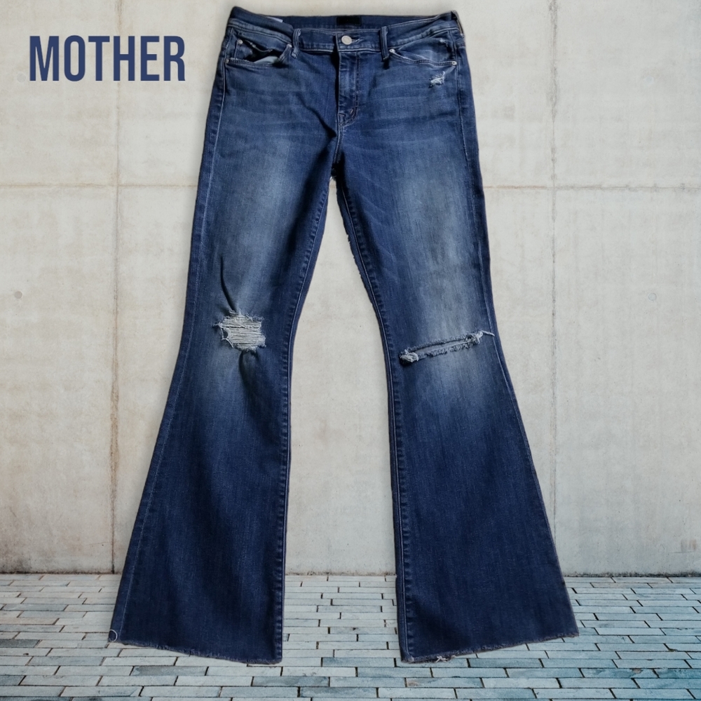 Mother The Weekender Fray Flared Leg Jean
